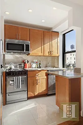 Rented by Halstead Real Estate | media 10