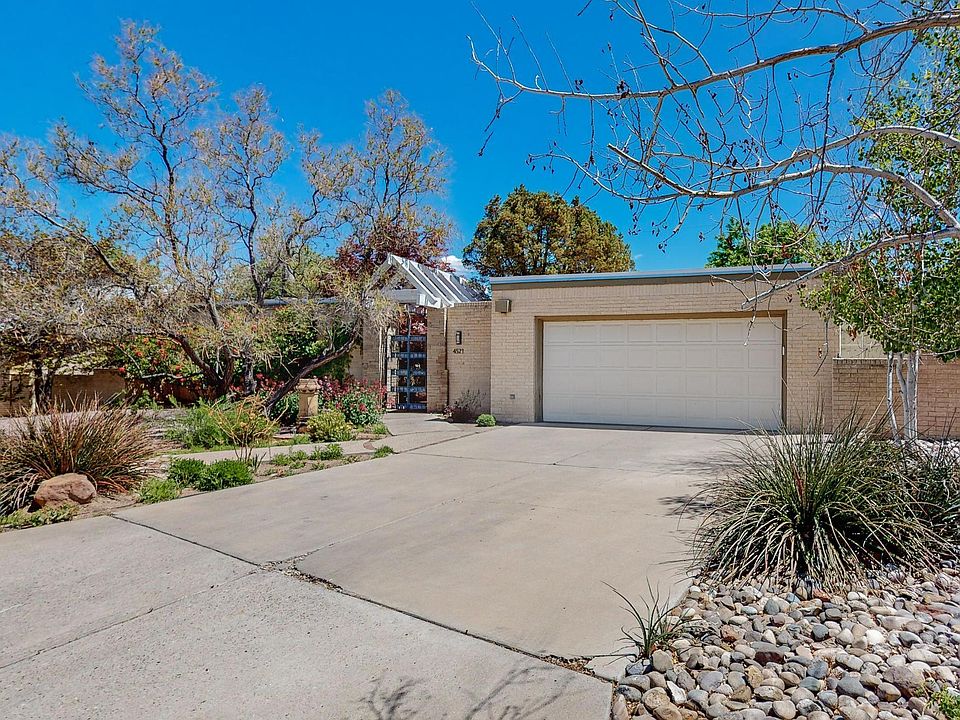 1st image of 4521 Altura Pl NE