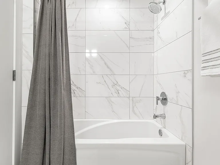 435 Madison Street — Photo 10