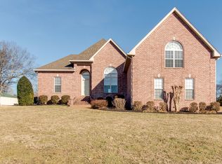 2054 Earl Pearce Cir, Mount Juliet, TN 37122