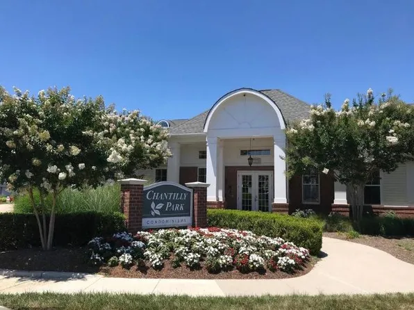 3810 Lightfoot St, Chantilly, VA 20151