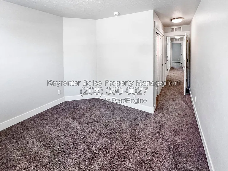 105 E Park Ave #B — Photo 15