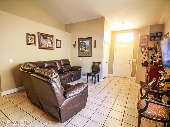 4th image of 4568 E Monroe Ave #5