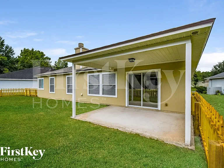 928 Bonaparte Landing Blvd E — Photo 15