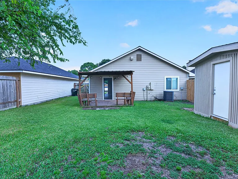 3922 Pintan Ln — Photo 20