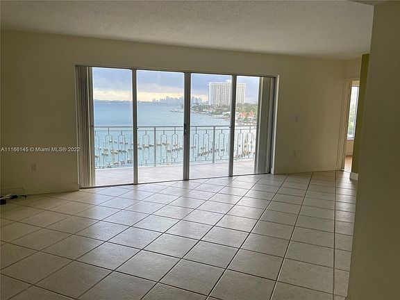 4th image of 11111 Biscayne Blvd #7C