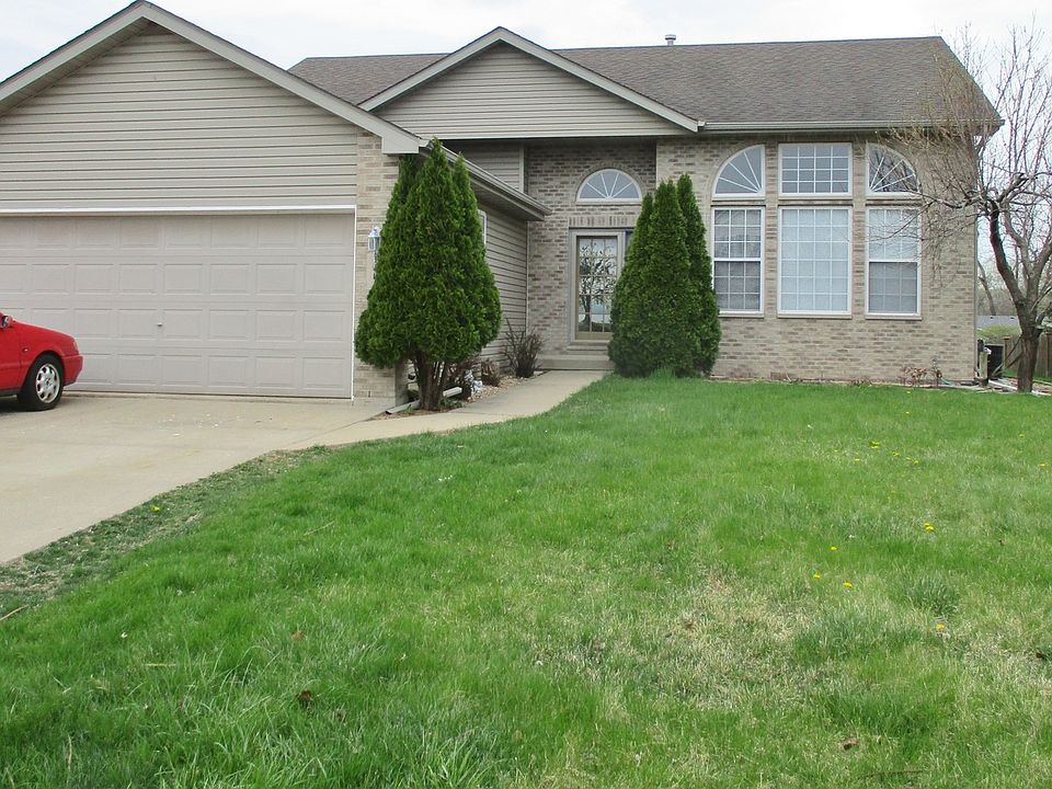 1st image of 1105 Rock Springs Dr