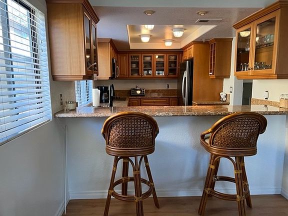 3rd image of 1680 N Coast Hwy N #101-1