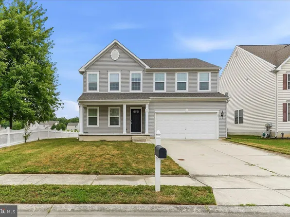 33 Barkley Ct, Dover, DE 19904