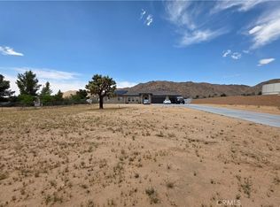24236 Cahuilla Rd, Apple Valley, CA 92307