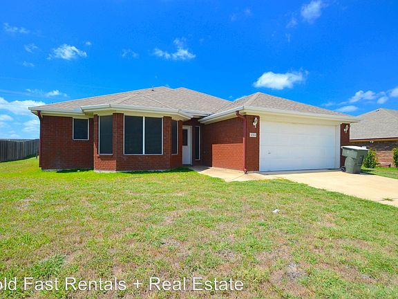 3rd image of 4304 Maid Marian Cir