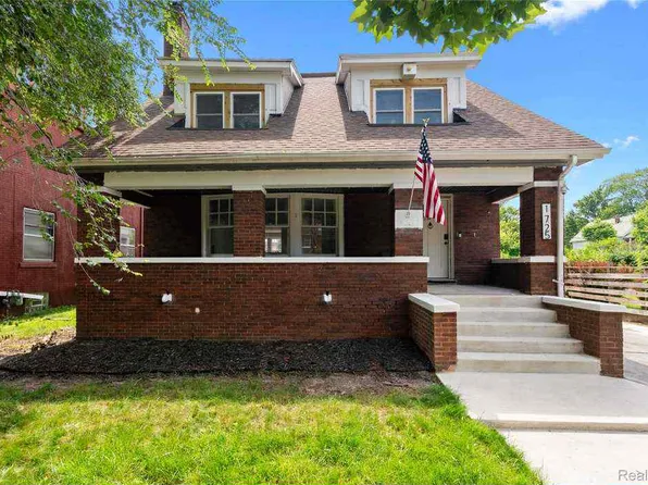 1725 Seyburn St, Detroit, MI 48214