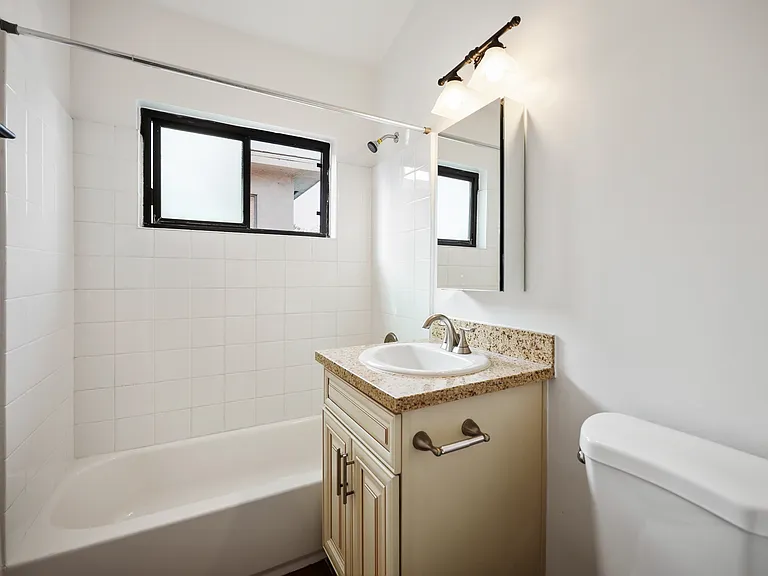 1563 Brockton Ave — Photo 14