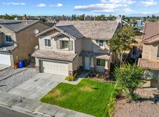 13780 Starshine Dr, Victorville, CA 92392