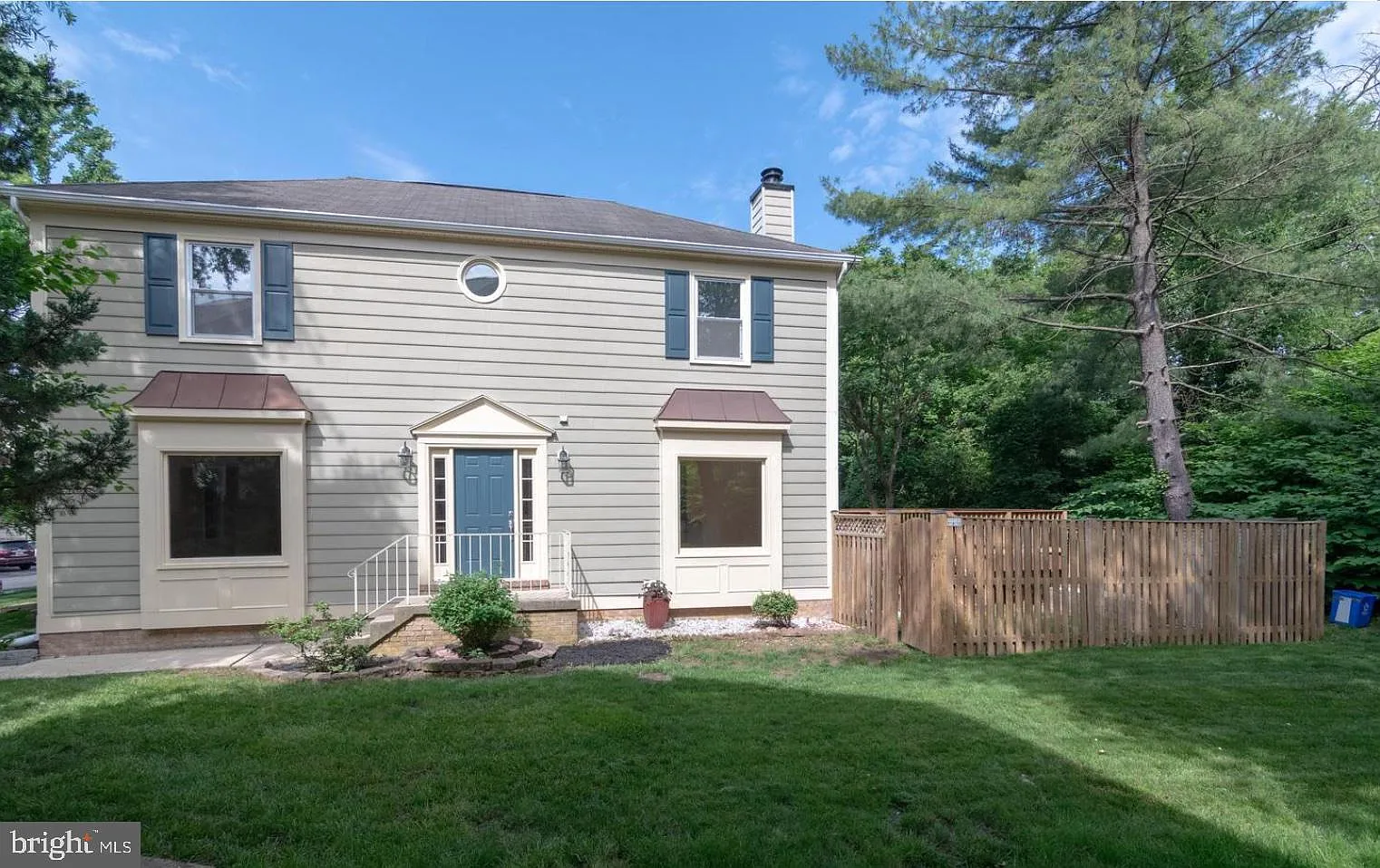 3 bed, 3.5 bath, 1678 sqft, $3,650 — Photo 4