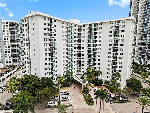 3001 S Ocean Dr #647 Photo 1
