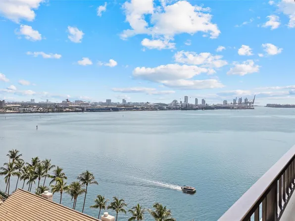 520 Brickell Key Dr APT A1404, Miami, FL 33131