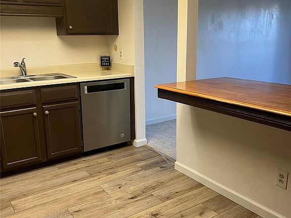 5th image of 13992 E Marina Drive #303