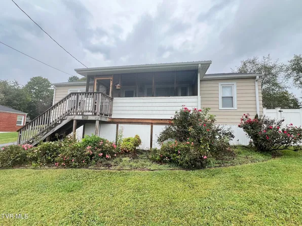 2461 Bradley St, Bristol, VA 24201