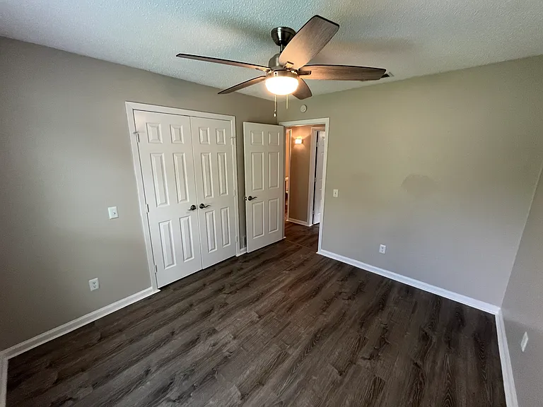 1009 Foxe Basin Dr — Photo 11