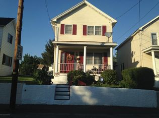 121 Rebecca St, Throop, PA 18512