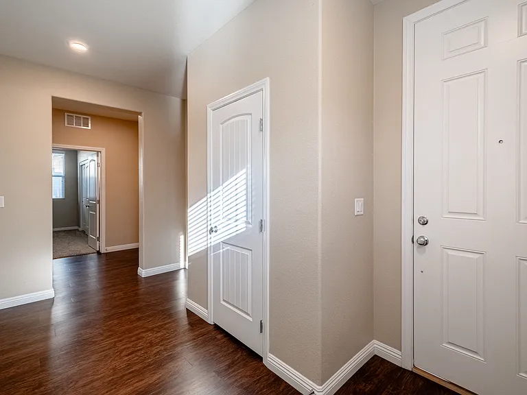 3196 Arco Ave — Photo 68