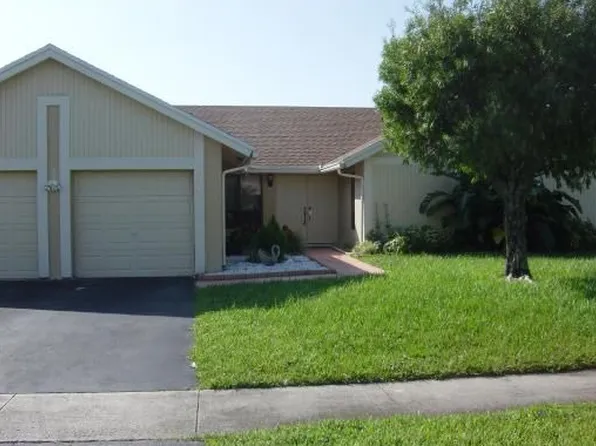 8230 NW 52nd Ct, Lauderhill, FL 33351