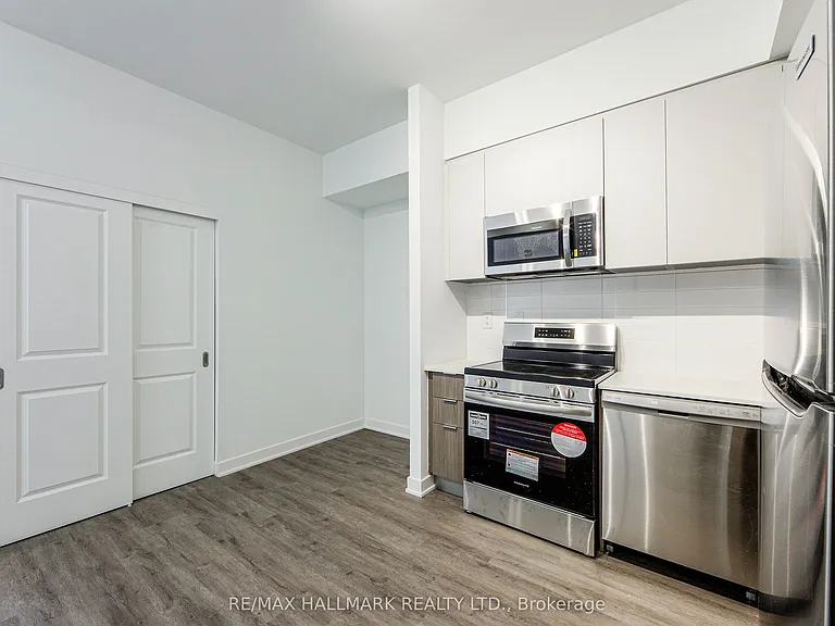 41 Danforth Rd #107 — Photo 17