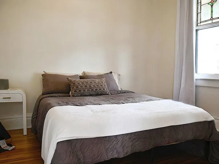 1468 N King St — Photo 3