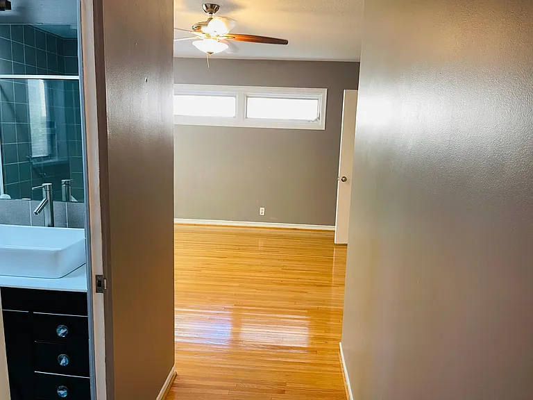 1218 6th St SW — Photo 16