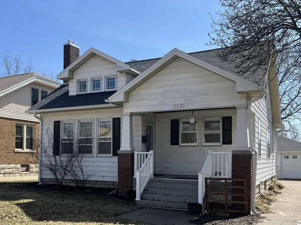2230 Oak St, Quincy, IL 62301