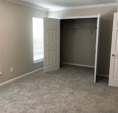 5th image of 2002 Cramerton Village Dr Unit E