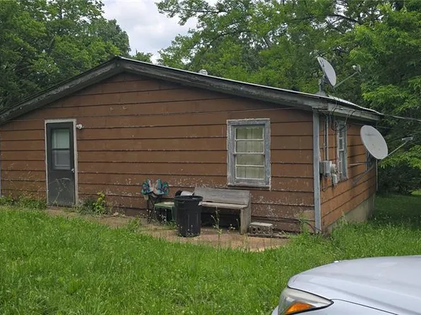 217 Anna St, Saint James, MO 65559