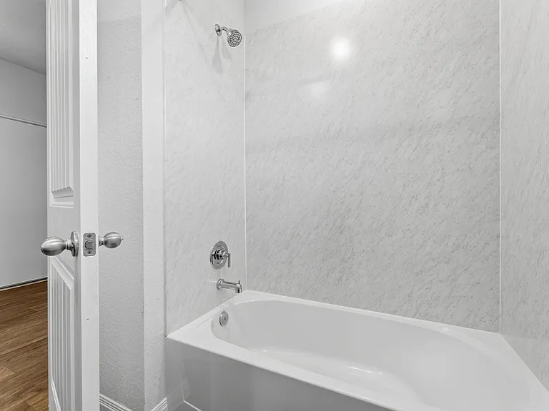 202 Eagle Mountain Trl — Photo 15