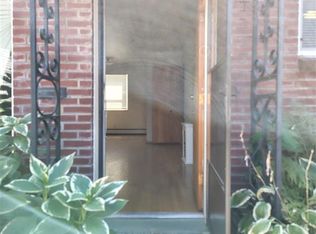2243 NW Flanders St APT 2, Portland, OR 97210