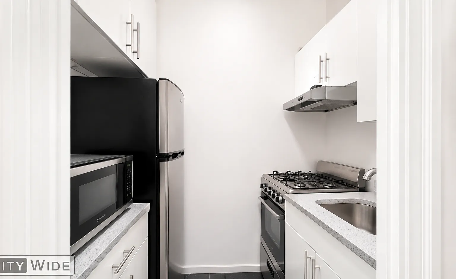 315 West 21st Street — Photo 3