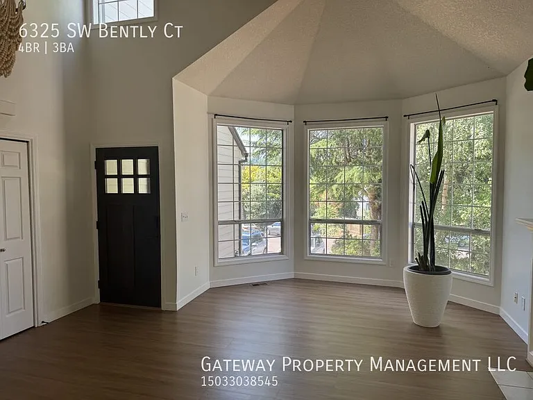 6325 SW Bently Ct — Photo 5