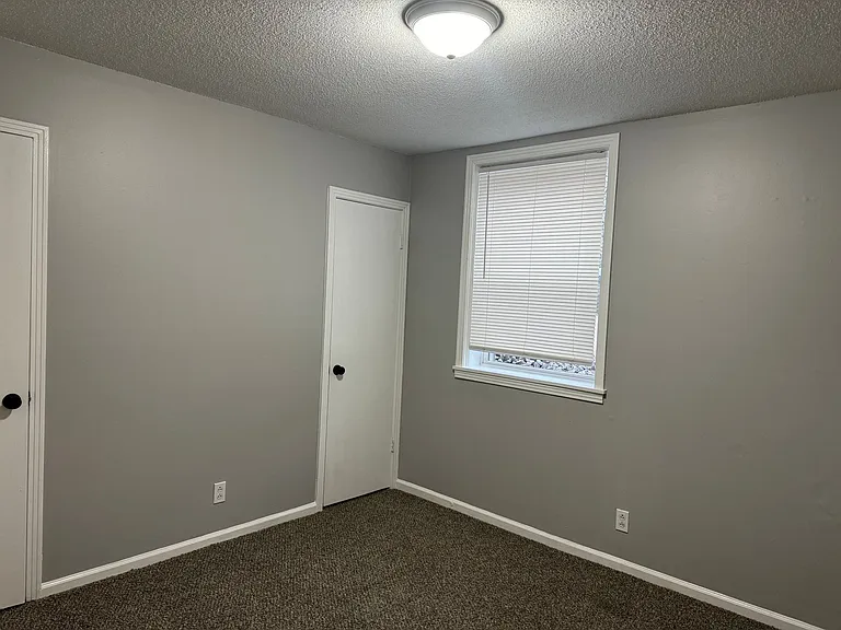 526 Main St #2 — Photo 11