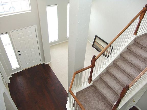 5th image of 1517 Yorkshire Dr