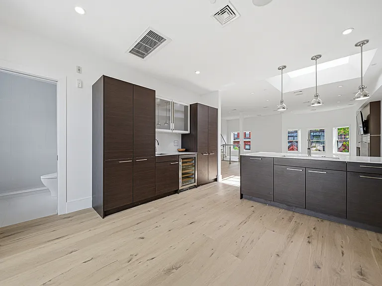 431 Marlborough St #3 — Photo 15