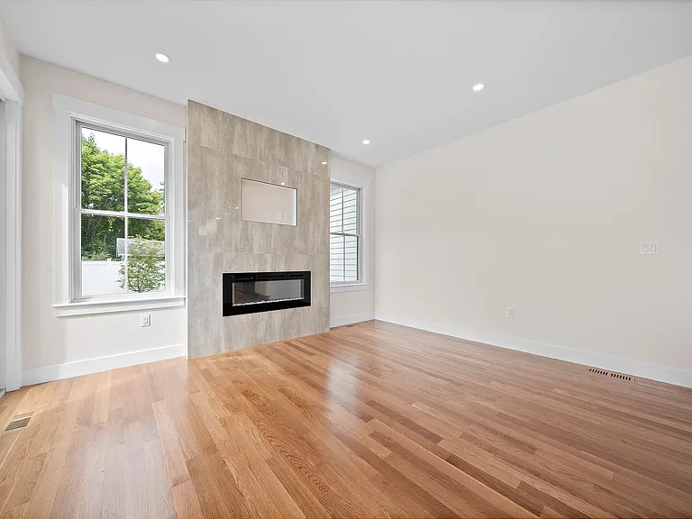 11 Jasset St #11 — Photo 10