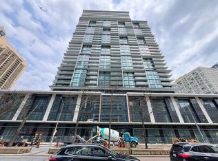 4955 Yonge St #815, Toronto, ON