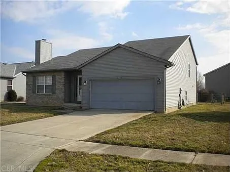 4224 Crosspointe Dr photo 1