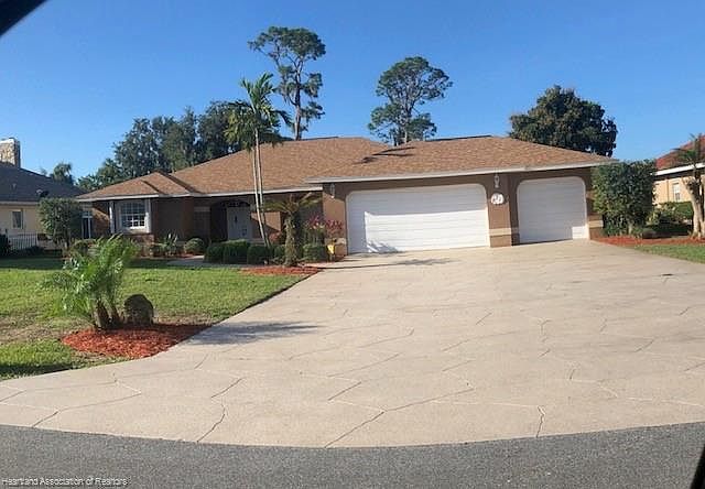 1st image of 41 Meadowlake Cir N