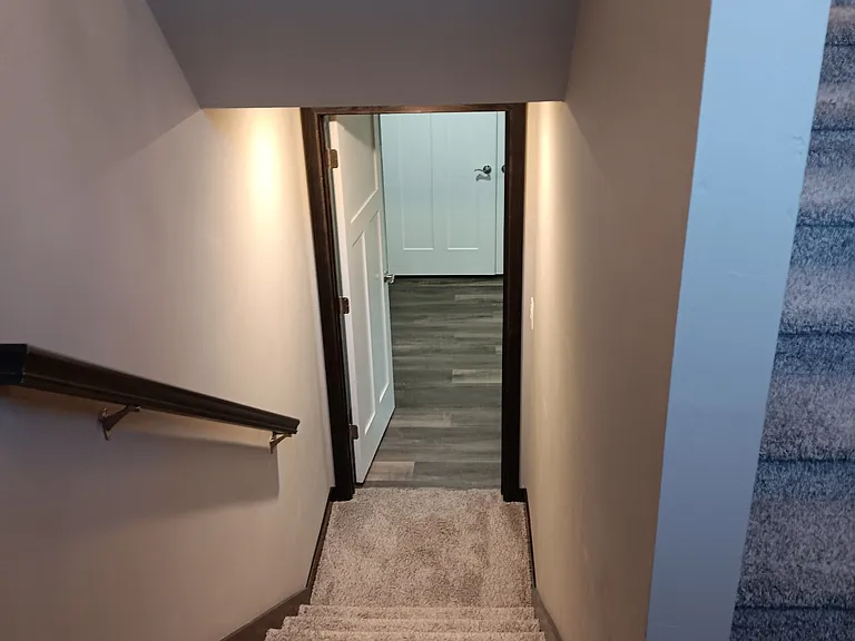 1227 S Greenwood Ave — Photo 17