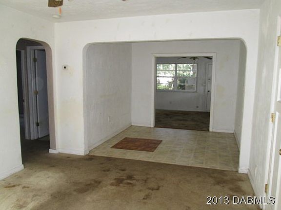 5th image of 133 N Caroline St