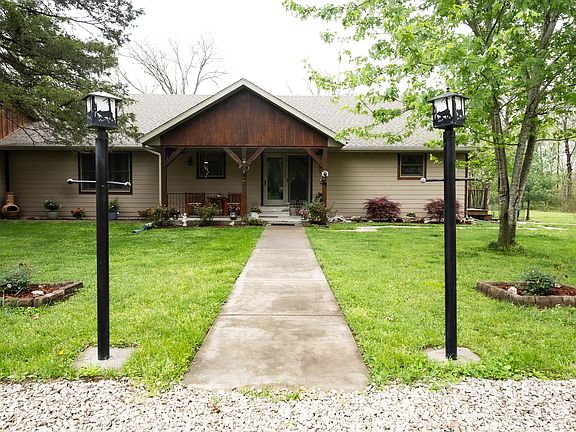 2nd image of 2813 Wester Bluff Road