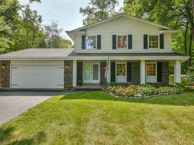 W3489 Oakwood DRIVE, Lake Geneva, WI, 53147