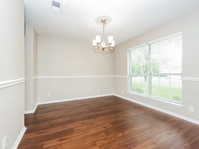 114 Tedder Blvd — Photo 8