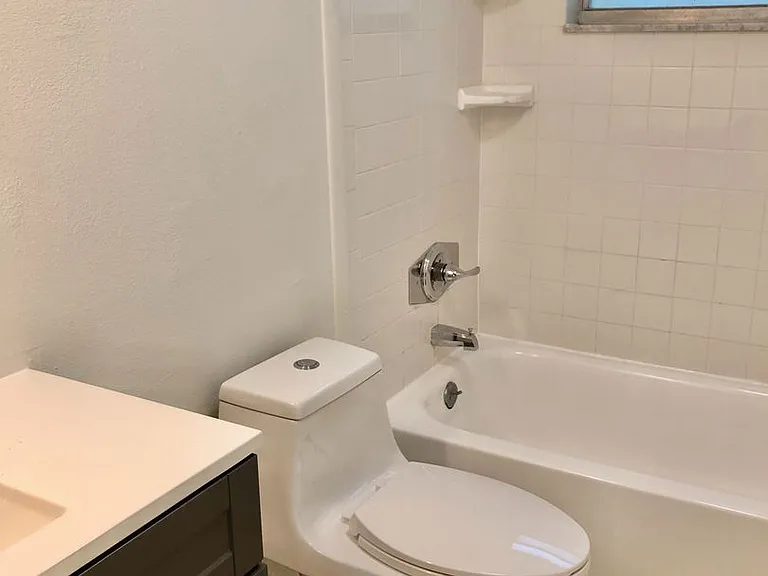 722 S Ingraham Ave — Photo 11